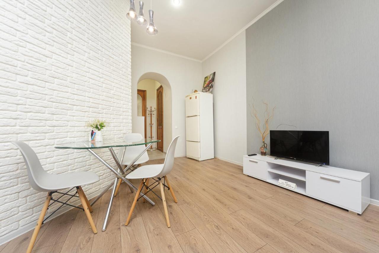 Apartment Zhukovskogo 17 Одеса Екстер'єр фото