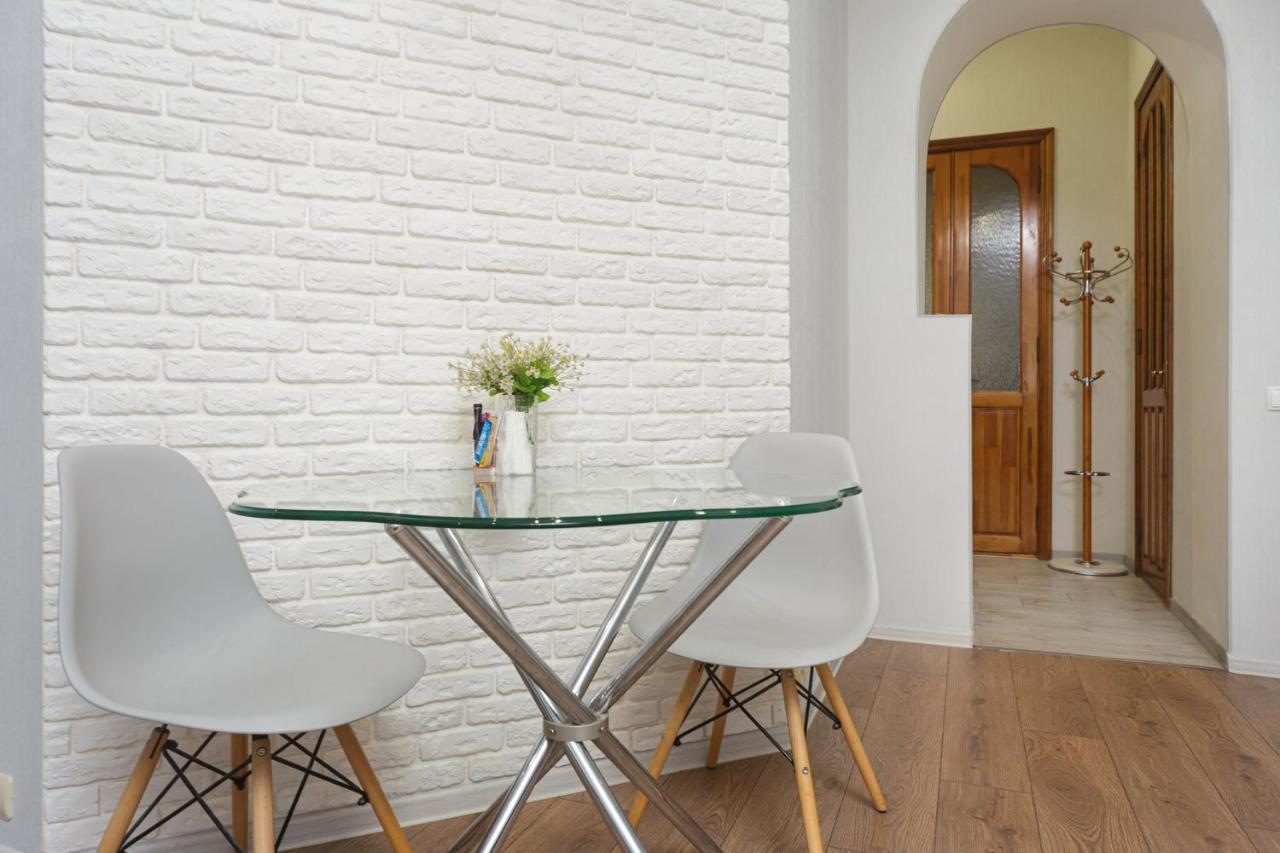Apartment Zhukovskogo 17 Одеса Екстер'єр фото